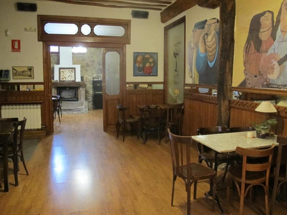 Casa Barria Hotel Pradoluengo Ngoại thất bức ảnh